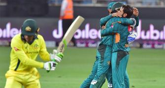 Australia fume at umpire as Pakistan clinch T20I series