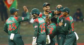 Bangladesh cricketers end strike, Ind tour to go on