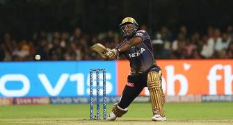 PICS: Russell's late blitz fires KKR past RCB