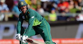 De Kock bludgeons South Africa to series win over Pakistan
