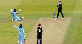 ICC defends Dharmasena's overthrow call during final