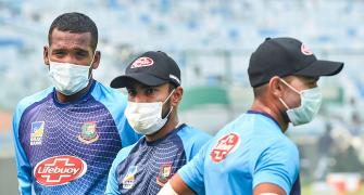 B'desh players continue to train with masks