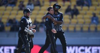 Santner helps NZ level series despite Jordan brilliance