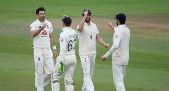 PICS: Anderson picks five as Pakistan follow-on