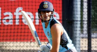 'Easy on the eye' Gill set to make Test debut