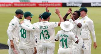 1st Test: Mulder, Sipamla star as Proteas rout SL