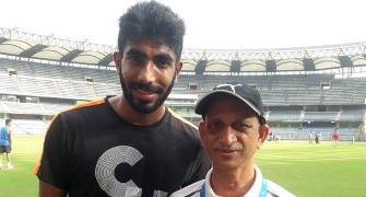 Mumbai cricket scorer Joshi is now COVID-19 warrior