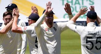No hand shakes for England in SL due to coronavirus