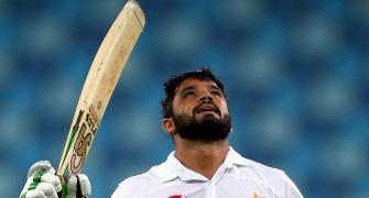 Pune-based cricket museum buys Pak captain Ali's bat