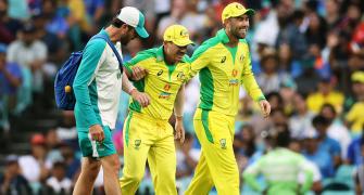 Warner injury scare for Australia during Sydney ODI