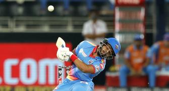 Gavaskar's suggestions to give bowlers an edge in T20s