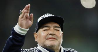 Maradona self-isolating at home due to COVID-19 risk