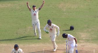 England set 420-run target for India to win 1st Test