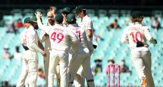 Aussies determined to take India down in Gabba