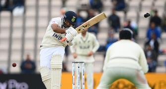 Pujara could have rotated strike better: Steyn