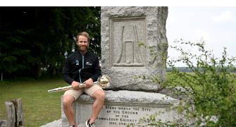 Kane takes Test Mace to 'Cradle of Cricket'