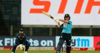 Buttler sees 'shades' of Dhoni in Sam Curran