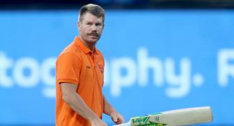 Will struggling SRH bring back Warner against Mumbai?