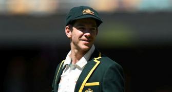 Paine steps down as Test captain after texting scandal