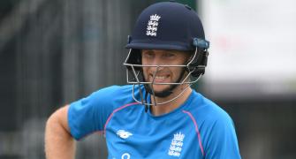 England set for Ashes after Root agrees to tour Aus