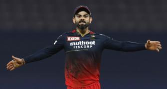 Shastri tells out-of-form Kohli to 'pull out of IPL'