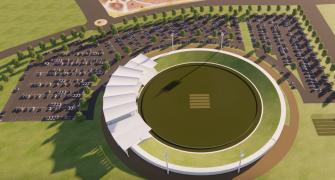 Shah Rukh's KKR to build stadium in LA