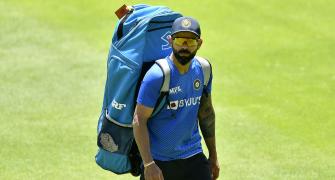 Kohli 'absolutely fit' for third Test but Siraj out
