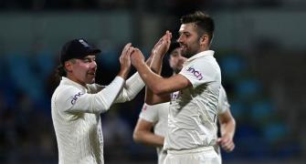 Ashes Test: England strike late but Australia lead