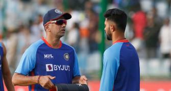 Coach Dravid defends under-fire Gaikwad and Iyer