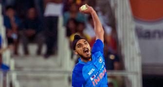 India aim to sort out bowling woes in final SA T20