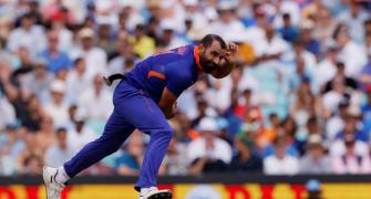 India keep a wary eye on Shami's fitness before WC