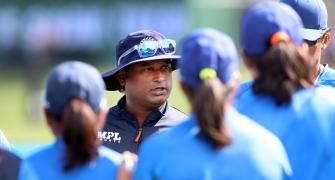 Powar defends India women's batting flop vs Pakistan
