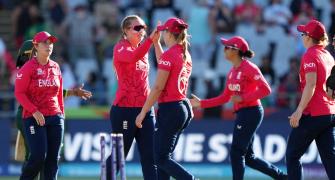 Women's T20 WC: England thrash Pak by record margin