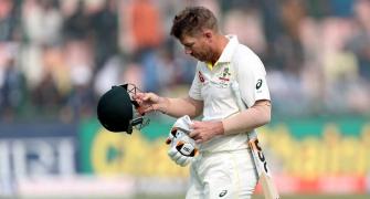 Injured Warner ruled out of last 2 Tests vs India