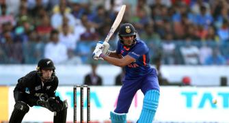 Gill stars as India script narrow win over NZ