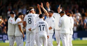 England go unchanged for fourth Ashes Test