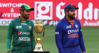 Pakistan to send team to World Cup in India