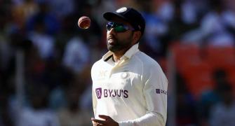 Will leaking runs in last session hurt India?