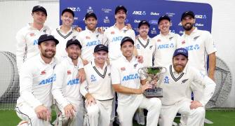 PIX: New Zealand trounce SL; sweep Test series 2-0