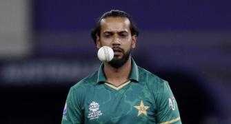 Pak cricketers unhappy with chief selector