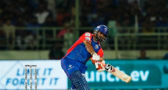 All-out attack or... : Pant on DC's aggressive chase