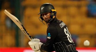 Conway opts for 'casual' New Zealand contract