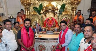 Rohit Takes World Cup To Siddhivinayak