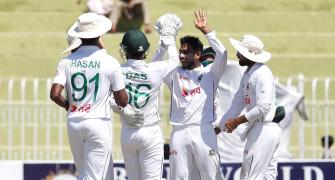 Five-star Miraz helps Bangladesh restrict Pak to 274