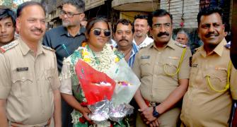 Simran Shaikh Returns Home To Dharavi