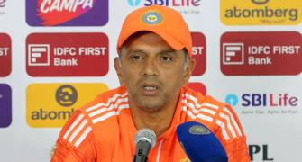 Dravid to remain India's coach till T20 World Cup