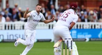 Atkinson scalps seven on debut; England in control
