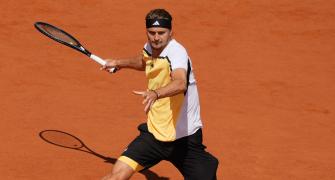 French Open final: Zverev wins 2nd set; makes it 1-1