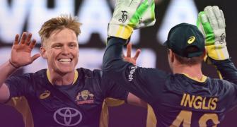 Australia crush Pakistan in 7-over thriller