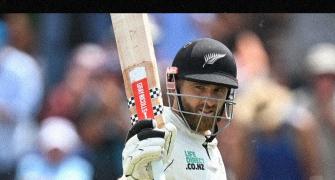 Williamson half-ton takes NZ to strong position vs Eng